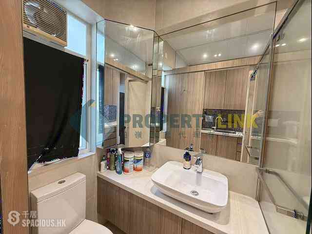 Central - 7-9, Shin Hing Street 07
