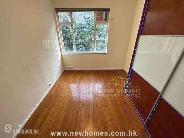 Happy Valley - 21-25, Green Lane 05