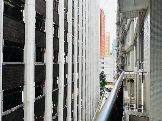 Wan Chai - Phoenix Court Block 2 08