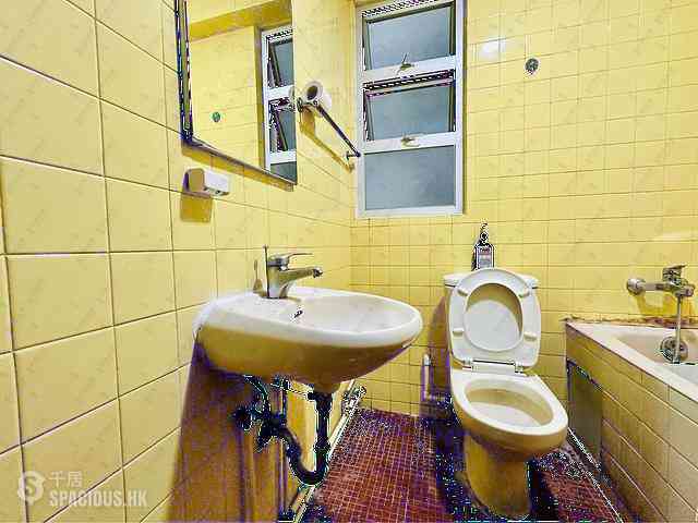 Wan Chai - Phoenix Court Block 2 12