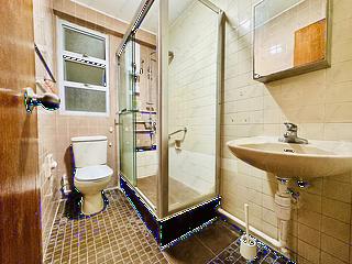 Wan Chai - Phoenix Court Block 2 17