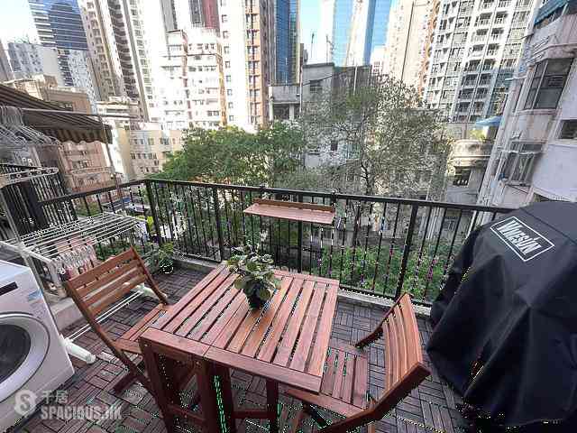 Soho - 65, Hollywood Road 01