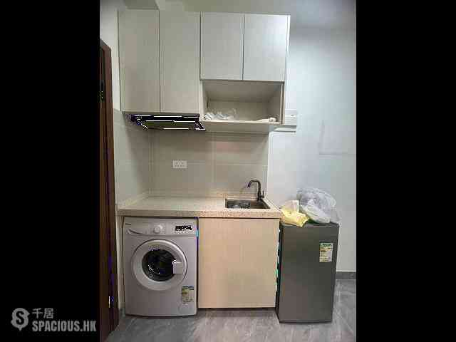 Mong Kok - 110, Portland Street 04
