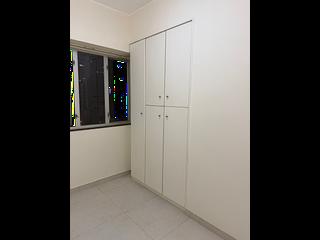 Wan Chai - Tonnochy Towers Block B 07