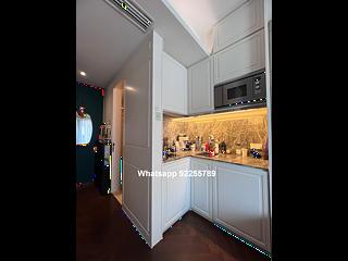 Shek Tong Tsui - One South Lane 06