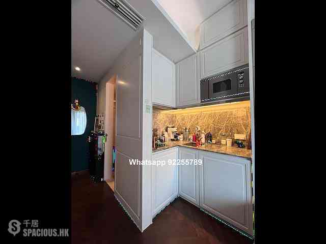 Shek Tong Tsui - One South Lane 06