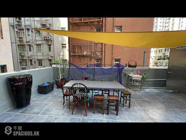 Mid Levels Central - 33-35, Robinson Road 02