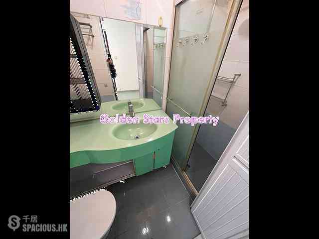 Sai Ying Pun - Sing Fai Building 02