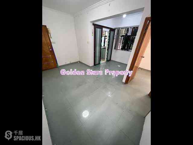Sai Ying Pun - Sing Fai Building 06