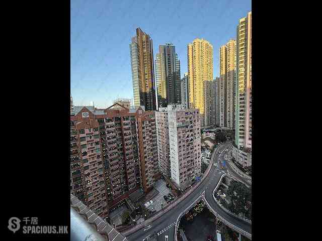 Mid Levels West - Scenic Heights Block 1 01