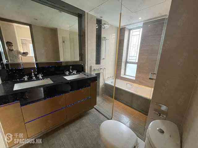 Sai Ying Pun - The Summa Block 1 13