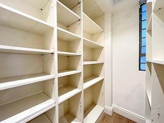 Mid Levels Central - Kam Yuen Mansion 16