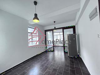 Central - 18, Gough Street 02