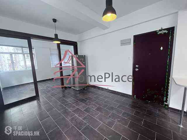 Central - 18, Gough Street 03