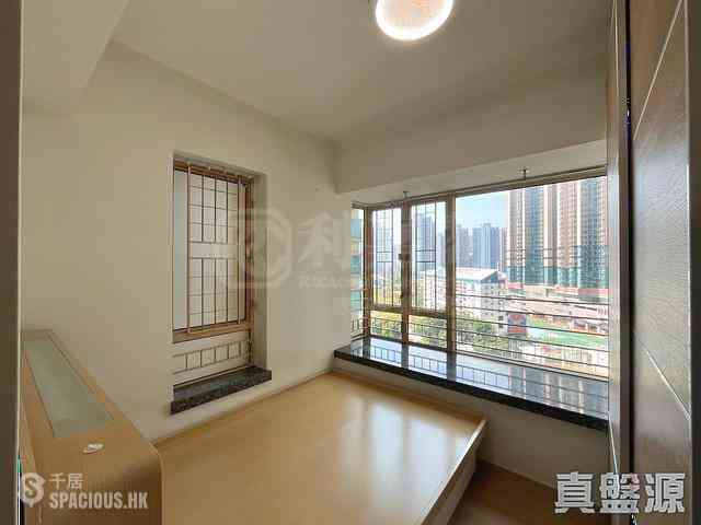 Hang Hau - La Cite Noble Block 4 06
