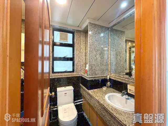 Hang Hau - Nan Fung Plaza Block 6 11