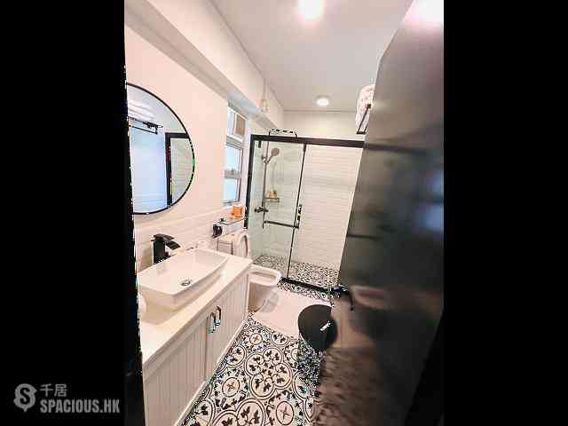Sai Ying Pun - Siu On Building 07