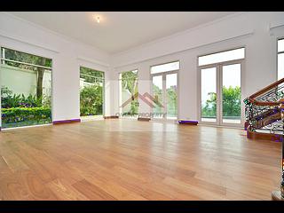 Repulse Bay - 110, Repulse Bay Road 02