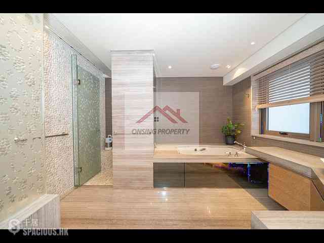 Shouson Hill - Yue Hing Court 10
