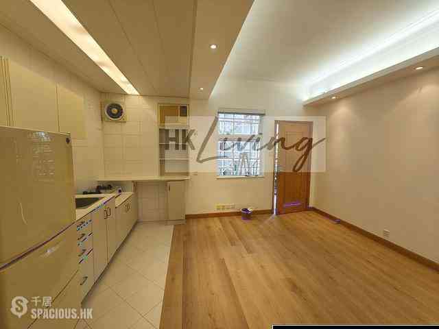 Mid Levels Central - Welsby Court 01