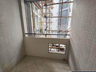 Mid Levels Central - Welsby Court 09