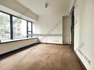 Soho - Centrepoint 03