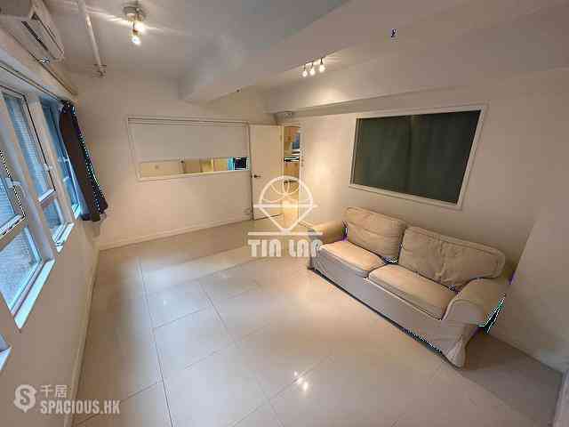 Sheung Wan - 8-10, Mercer Street 01