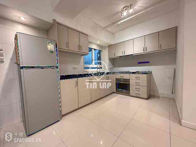 Sheung Wan - 8-10, Mercer Street 02