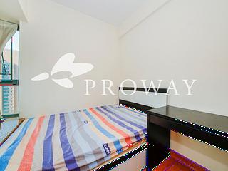 Sheung Wan - Queen's Terrace 05