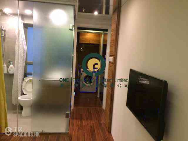 Sheung Wan - Urbana 38 05