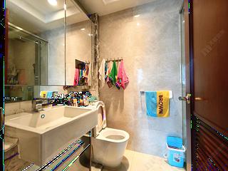 Wan Chai - The Avenue Phase 1 07