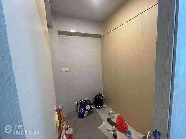 Quarry Bay - Lai King Mansion 11