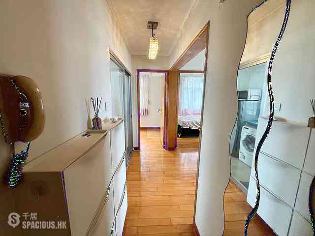 Quarry Bay - Dragon View House 04