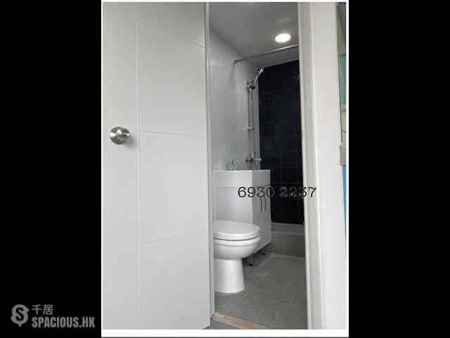 Kennedy Town - Cheong Kat Mansion 02