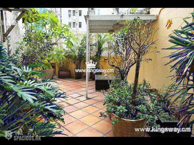Soho - Sunrise House 05