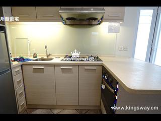 Soho - Sunrise House 07
