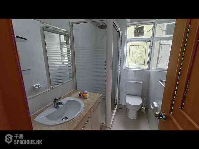 Repulse Bay - Repulse Bay Garden Block 1 06