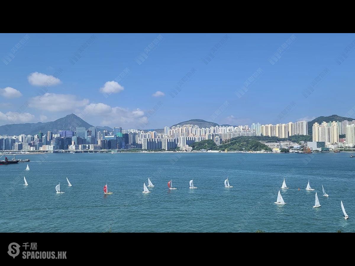 Tai Koo Shing - Tai Koo Shing Harbour View Gardens (East) Wisteria Mansion 01