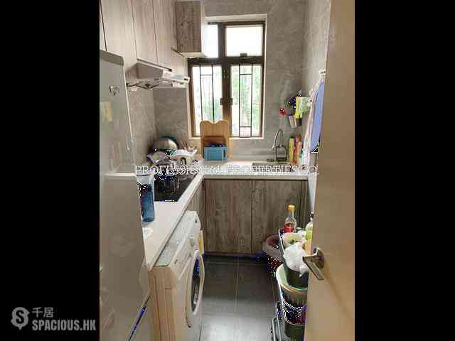 Sai Ying Pun - Yee Shun Mansion 04