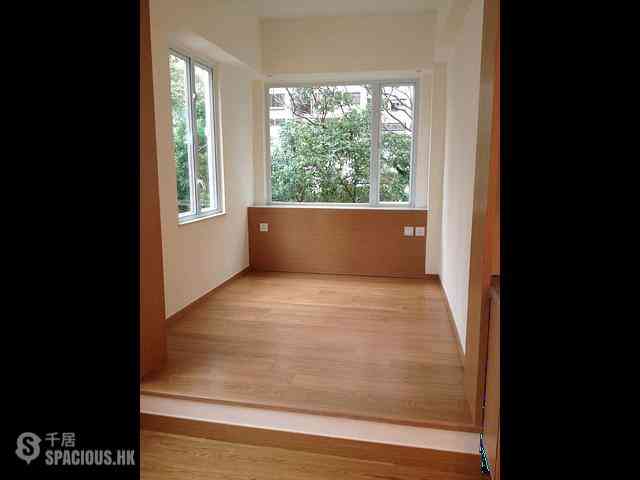 Soho - Kwan Fat Building (House) 02