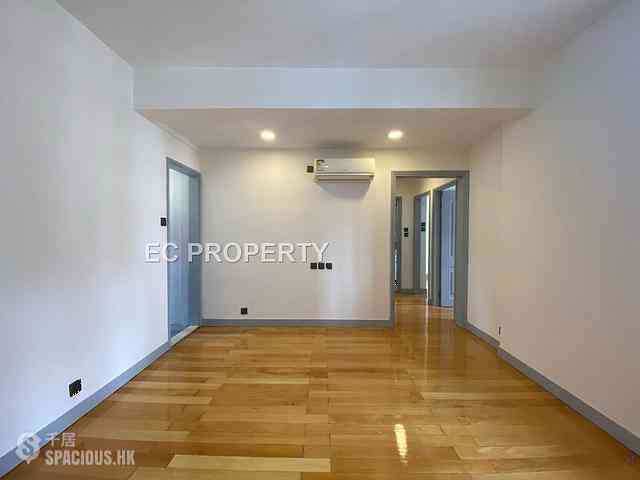 Wan Chai - Tak On Mansion 02