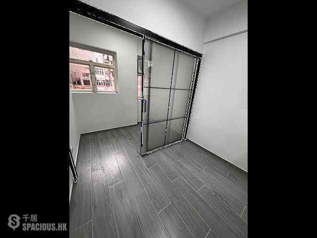 Tsim Sha Tsui - Companion Court 01