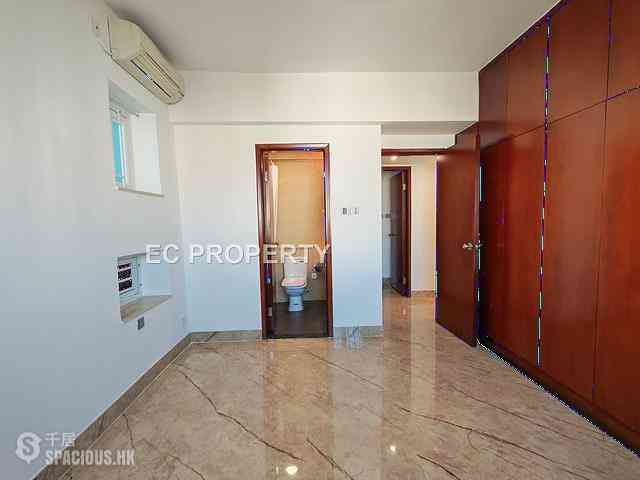 Braemar Hill - Coral Court 07