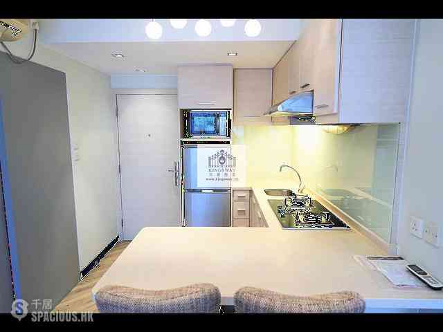 Soho - Sunrise House 06