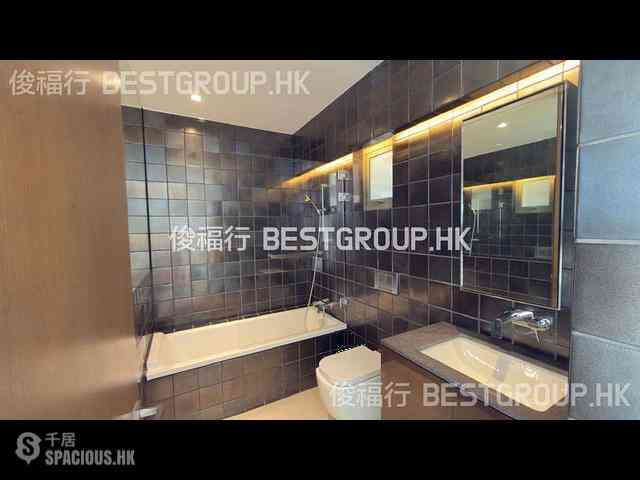 Repulse Bay - The Beachfront 03