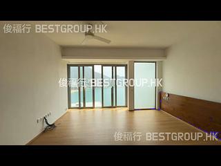 Repulse Bay - The Beachfront 06