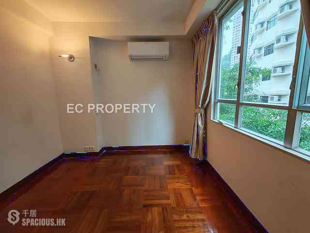 Wan Chai - Phoenix Court 07