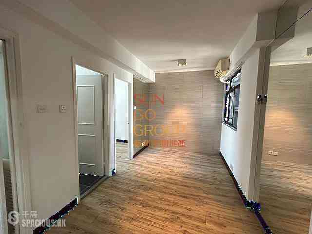 Mid Levels Central - Jadestone Court 01