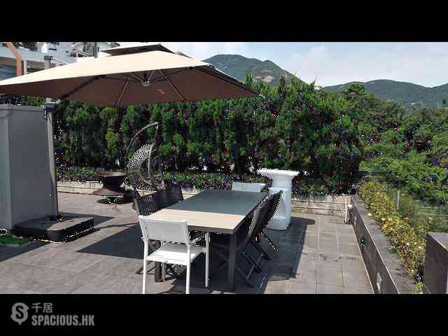 Chung Hom Kok - Cypresswaver Villas 02