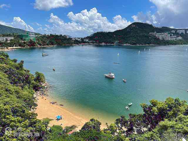 Chung Hom Kok - Cypresswaver Villas 06